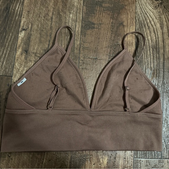 A&F Ribbed Triangle Bralette - Picture 3 of 7